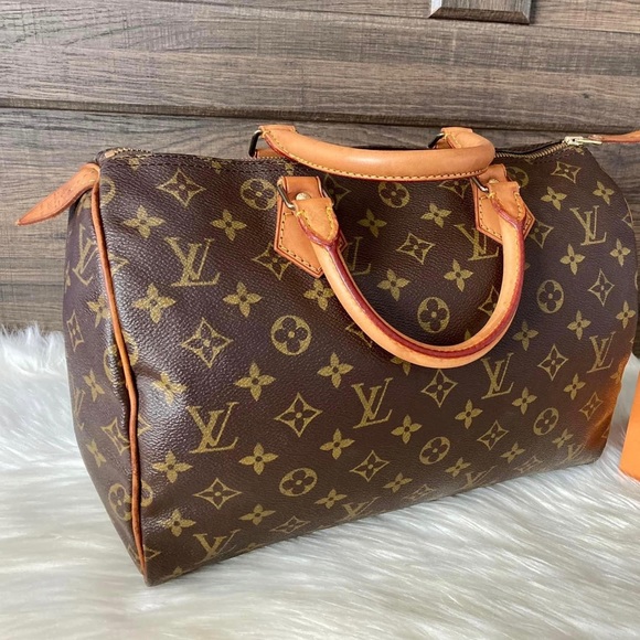 Monogram Speedy 30
Date code: VI1921(Year 1991)
Made in France - Picture 1 of 15